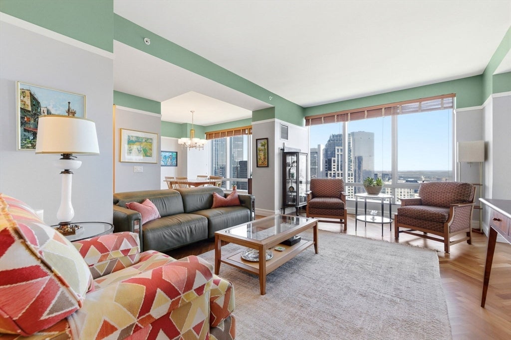 1 Avery St #35C Floor 35