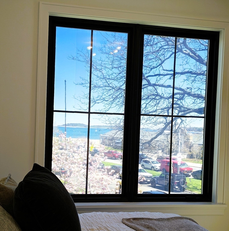 1676 Columbia Road 3