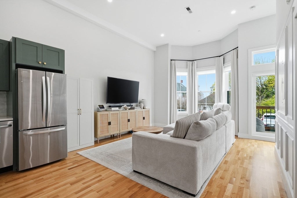46 Union ST #3, Weymouth, MA, 46 Union ST #3, Weymouth, MA Photo #6