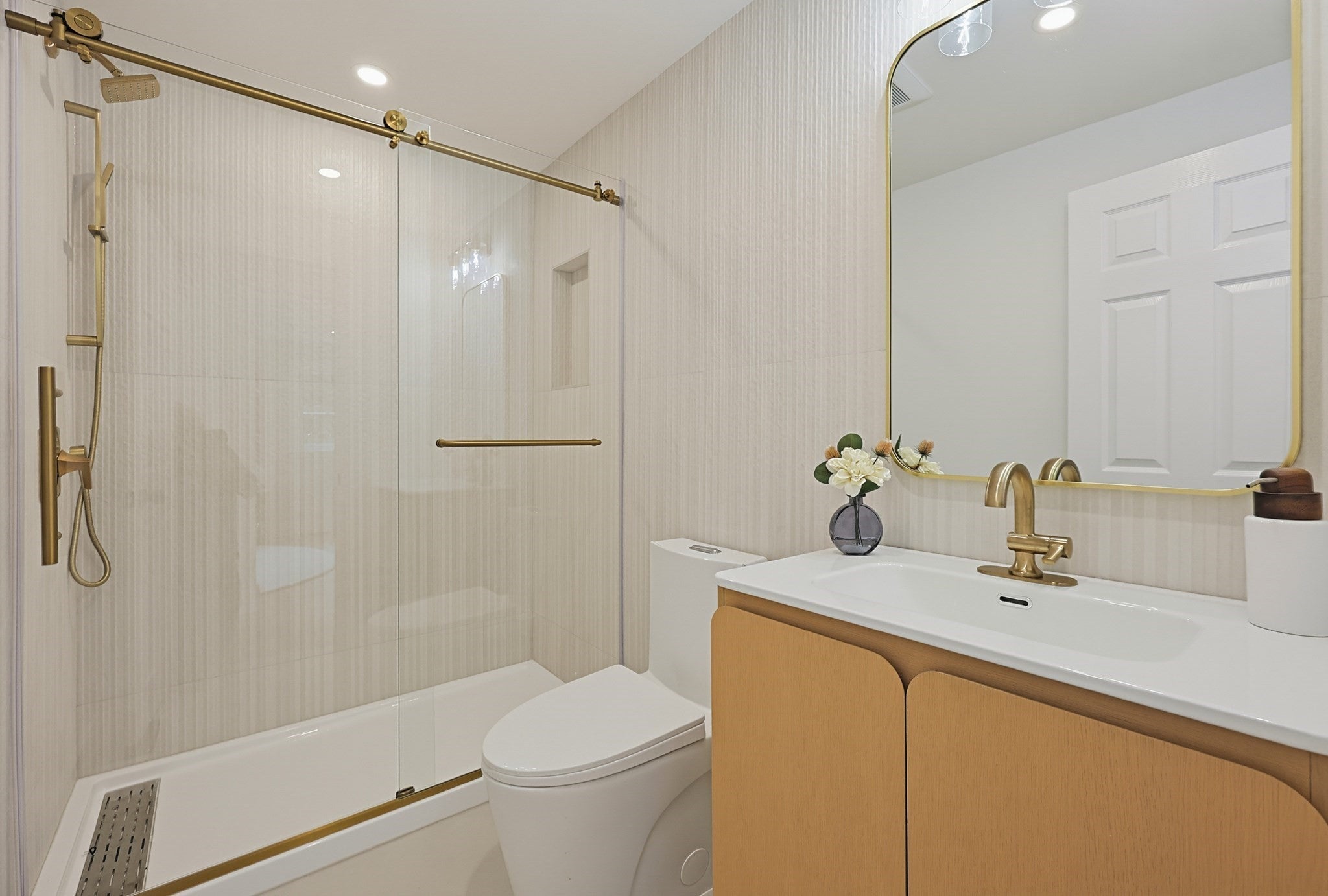 7 Ox Rd, Billerica, MA Photo #10
