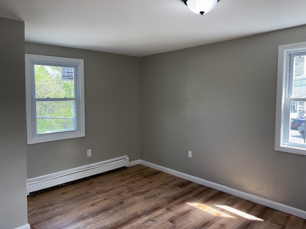 Tewksbury, Massachusetts 01876, United States, 3 Bedrooms Bedrooms, ,2 BathroomsBathrooms,Residential,Active,146318