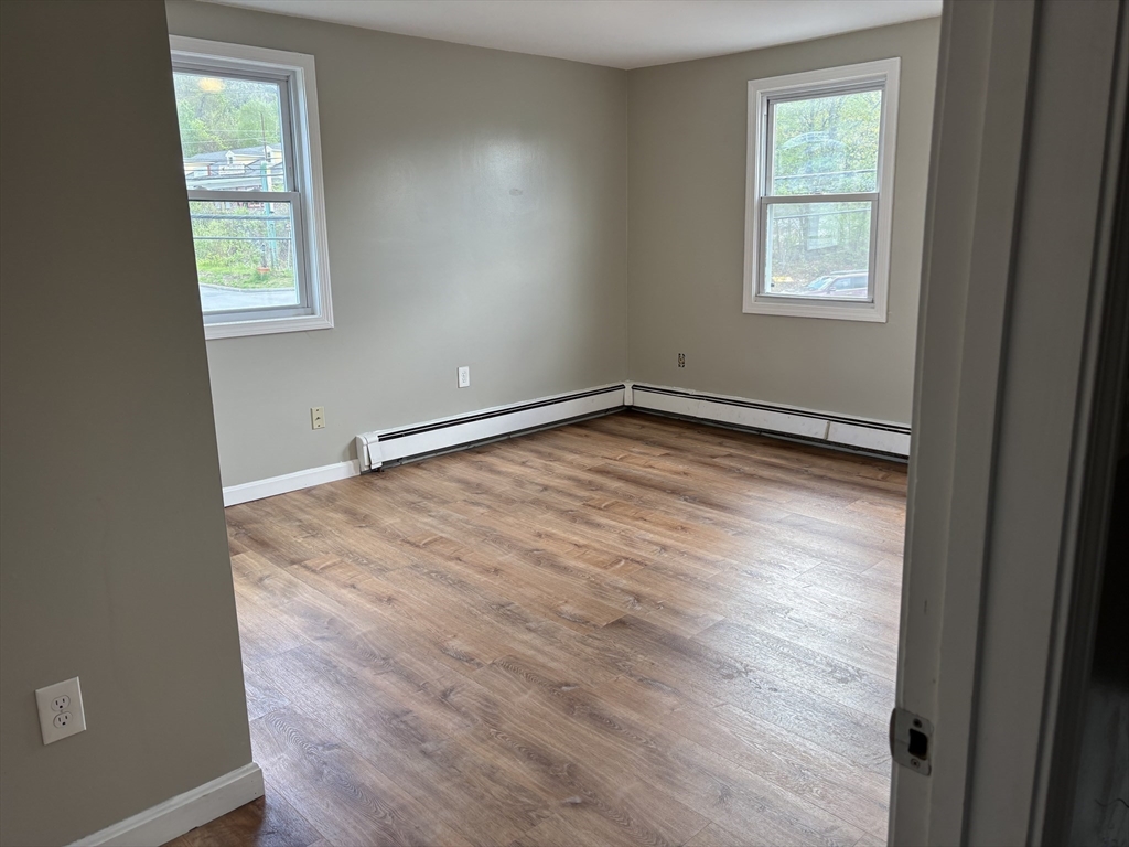 Tewksbury, Massachusetts 01876, United States, 3 Bedrooms Bedrooms, ,2 BathroomsBathrooms,Residential,Active,146318