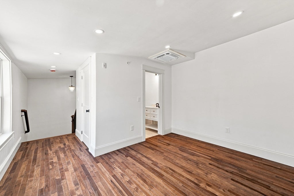 58 Granite Street #1, Gloucester, MA Photo #26
