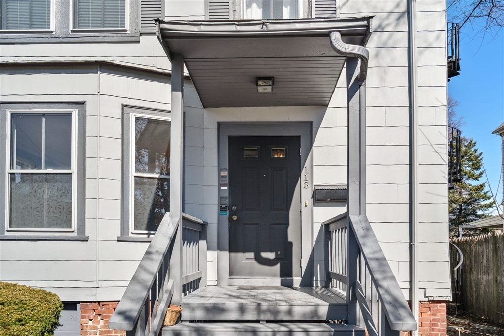 113 Belmont St