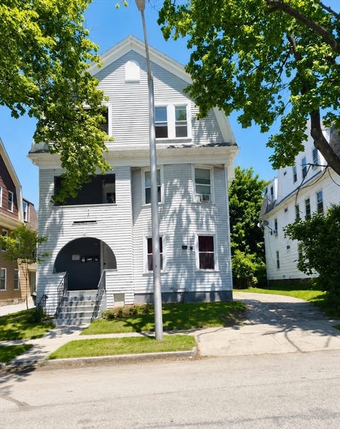Photo of 4 Euclid Ave, Worcester, MA 01604 (MLS # 73530610)