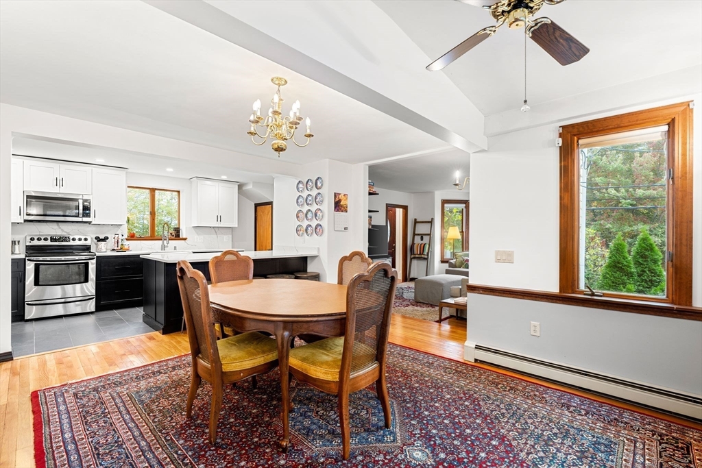 9 Adams Ave