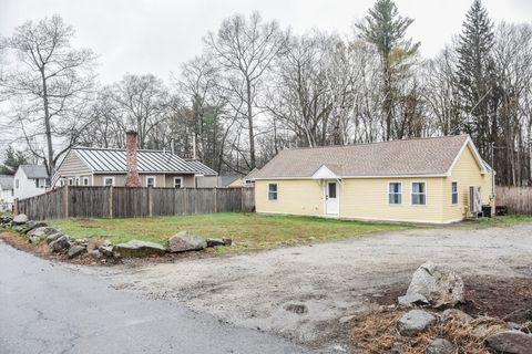 Photo of 51 Richardson Ave, Dracut, MA 01826 (MLS # 73509288)