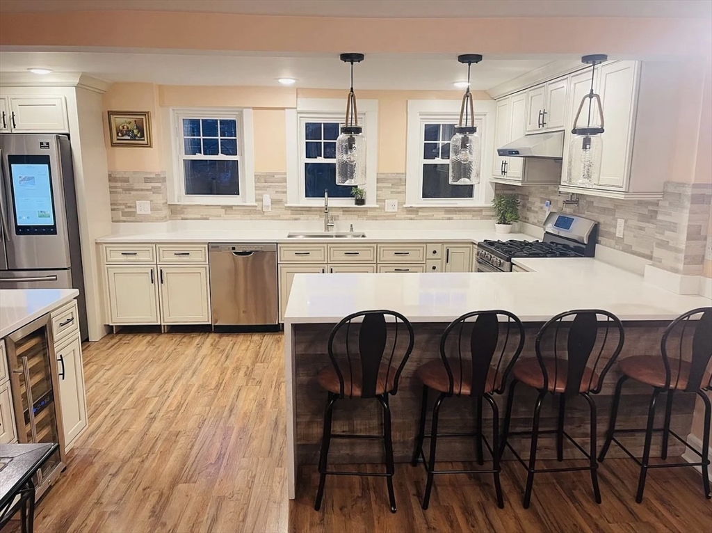 36 Evergreen Ave Entire Home