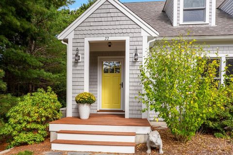 22 Corn Hill Rd Falmouth MA 02536