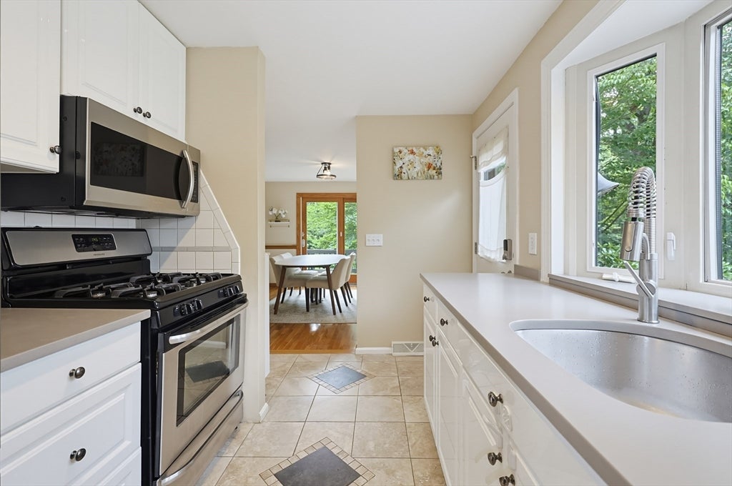 33 Brimstone Way