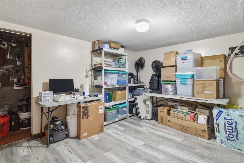 310 W Allen Ridge Rd, Springfield, MA, 310 W Allen Ridge Rd, Springfield, MA Photo #29