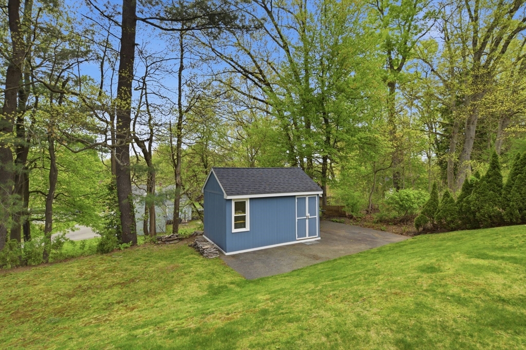 310 W Allen Ridge Rd, Springfield, MA, 310 W Allen Ridge Rd, Springfield, MA Photo #33