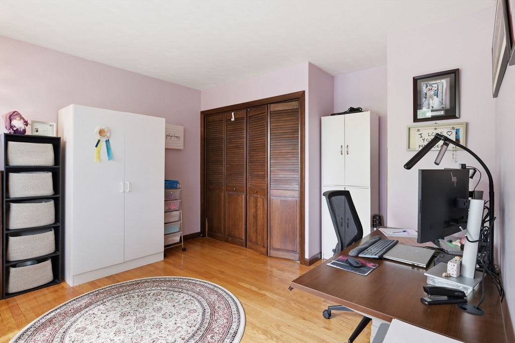 310 W Allen Ridge Rd, Springfield, MA, 310 W Allen Ridge Rd, Springfield, MA Photo #14