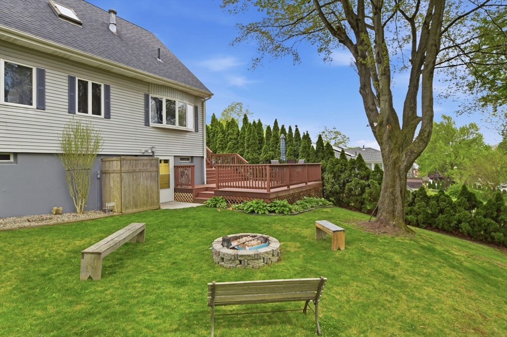 310 W Allen Ridge Rd, Springfield, MA, 310 W Allen Ridge Rd, Springfield, MA Photo #35