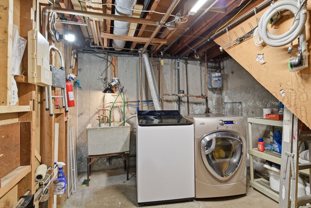 310 W Allen Ridge Rd, Springfield, MA, 310 W Allen Ridge Rd, Springfield, MA Photo #27