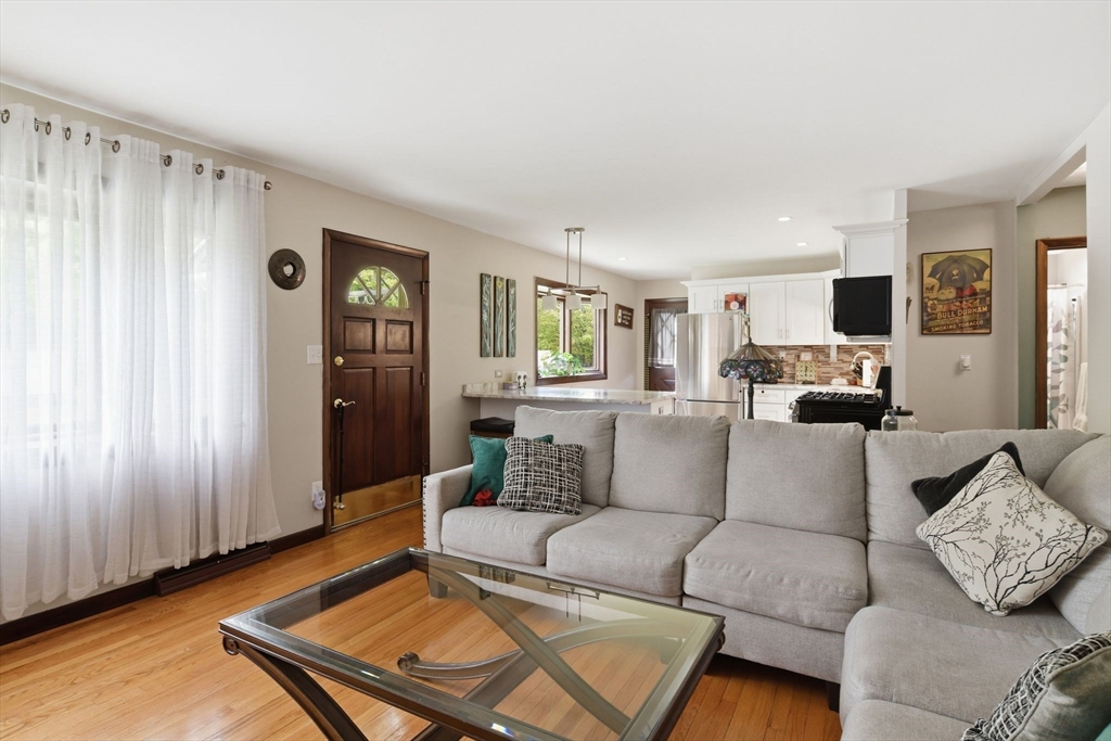 310 W Allen Ridge Rd, Springfield, MA, 310 W Allen Ridge Rd, Springfield, MA Photo #5