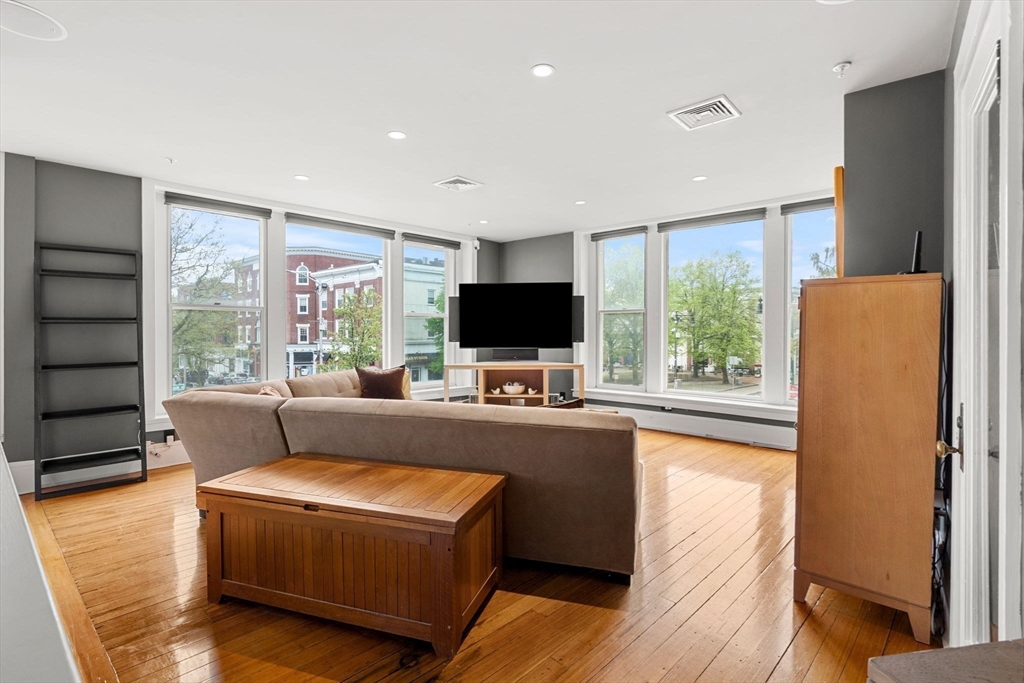 99 Washington Street 23