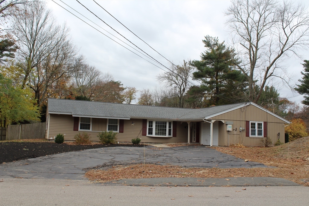 3 Monique Drive