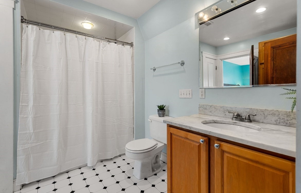 15 Lexington Terrace 1