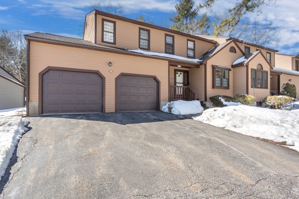 20 Hawthorne Village A