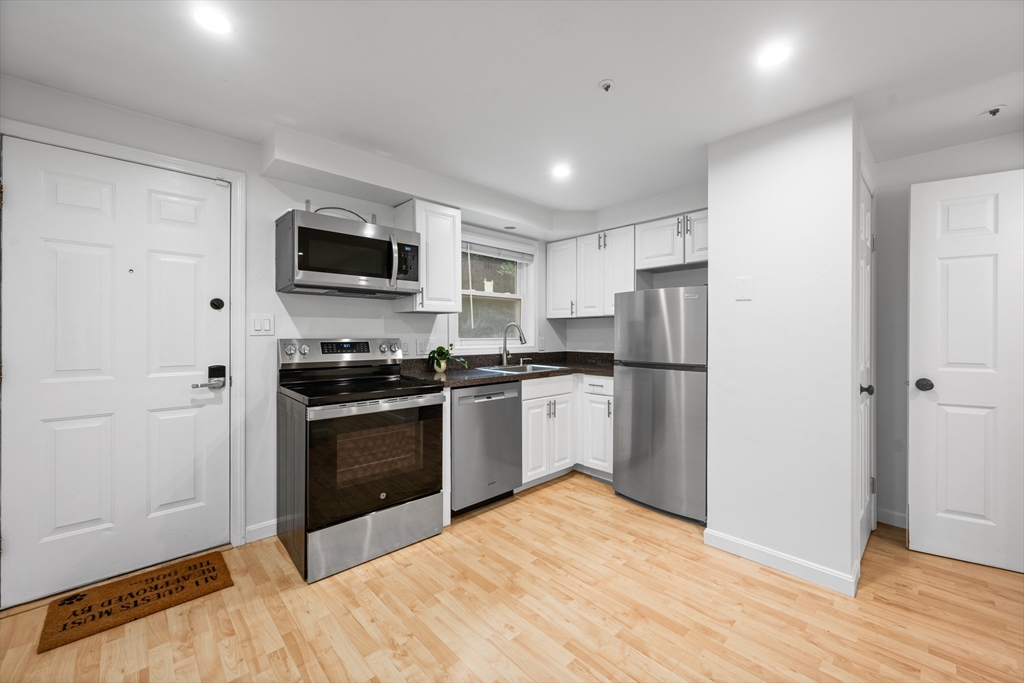 19 Dalrymple St D