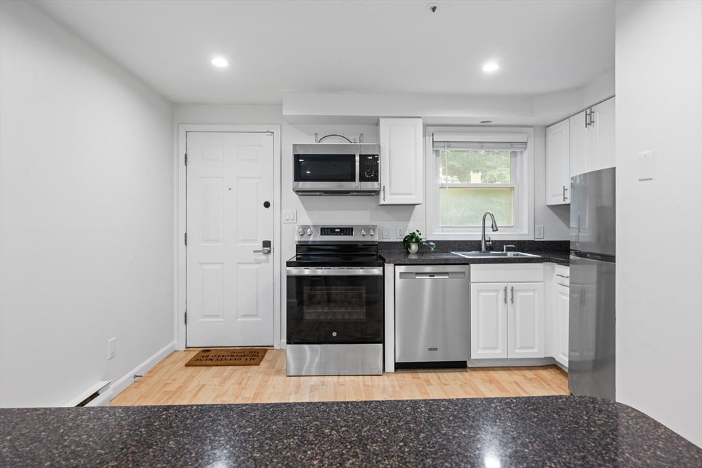 19 Dalrymple St D
