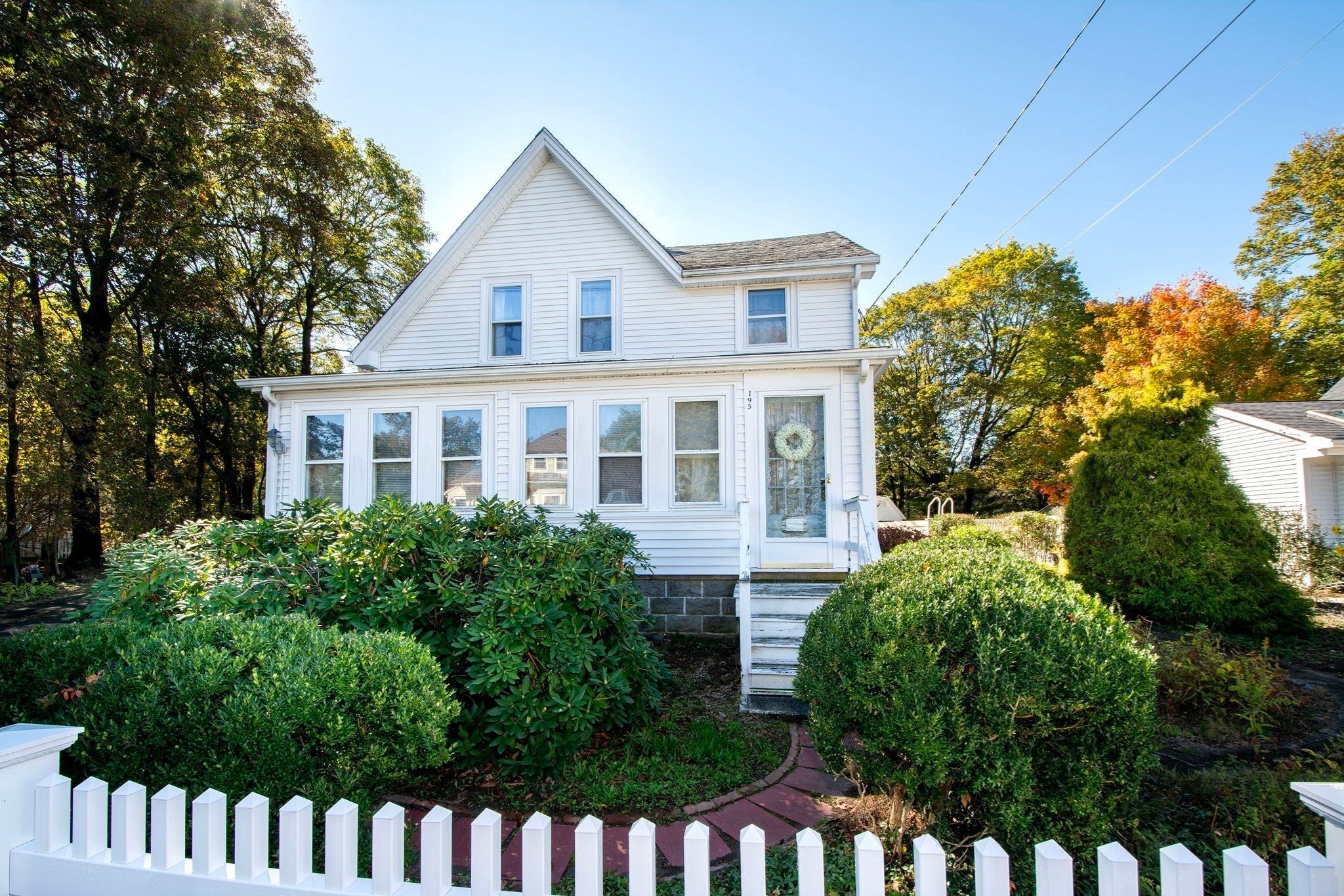 195 Union St, Weymouth, MA, 195 Union St, Weymouth, MA Photo #2