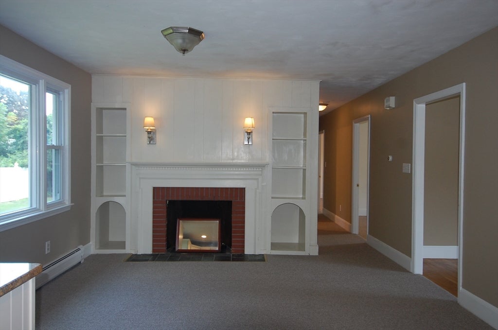 156 Russells Mills Rd, Dartmouth, MA, 156 Russells Mills Rd, Dartmouth, MA Photo #6