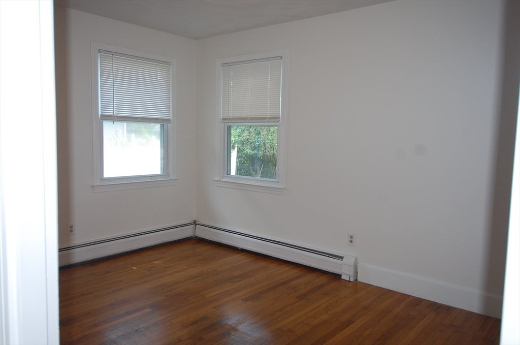 156 Russells Mills Rd, Dartmouth, MA, 156 Russells Mills Rd, Dartmouth, MA Photo #12