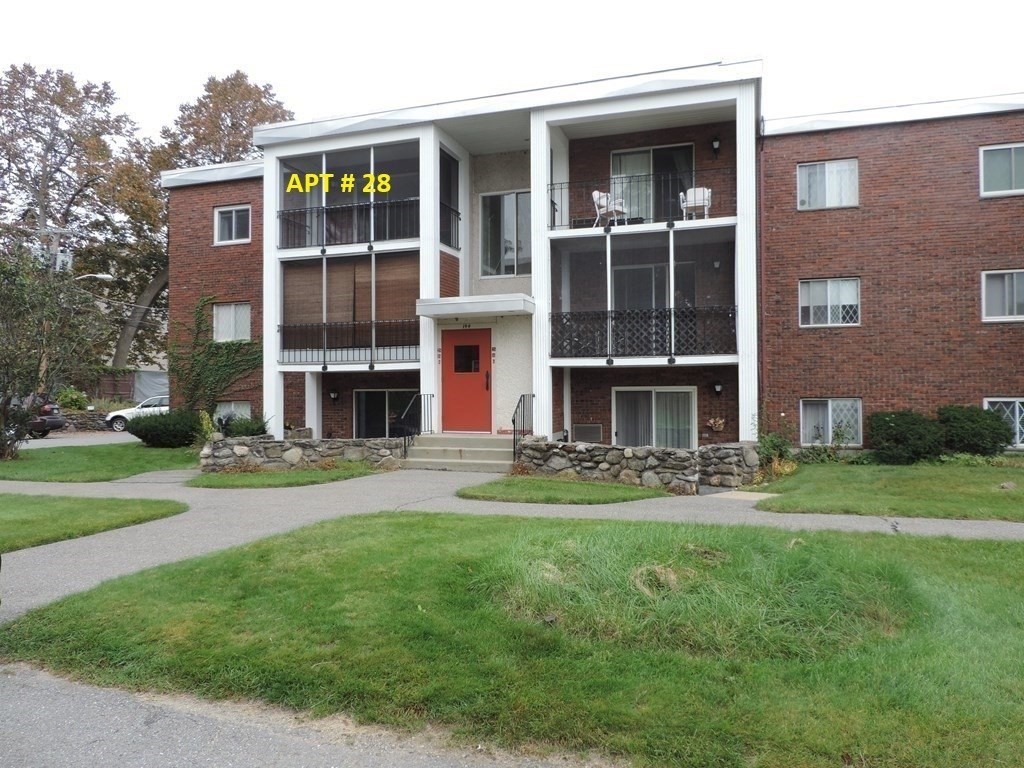Photo of 144 West Street, Leominster, MA