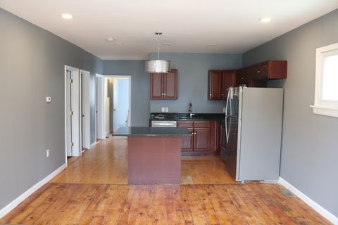 Photo of 69 Catharine St #3, Worcester, MA 01605 (MLS # 73461645)