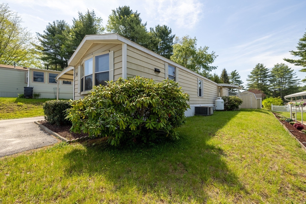 131 Pine Ave