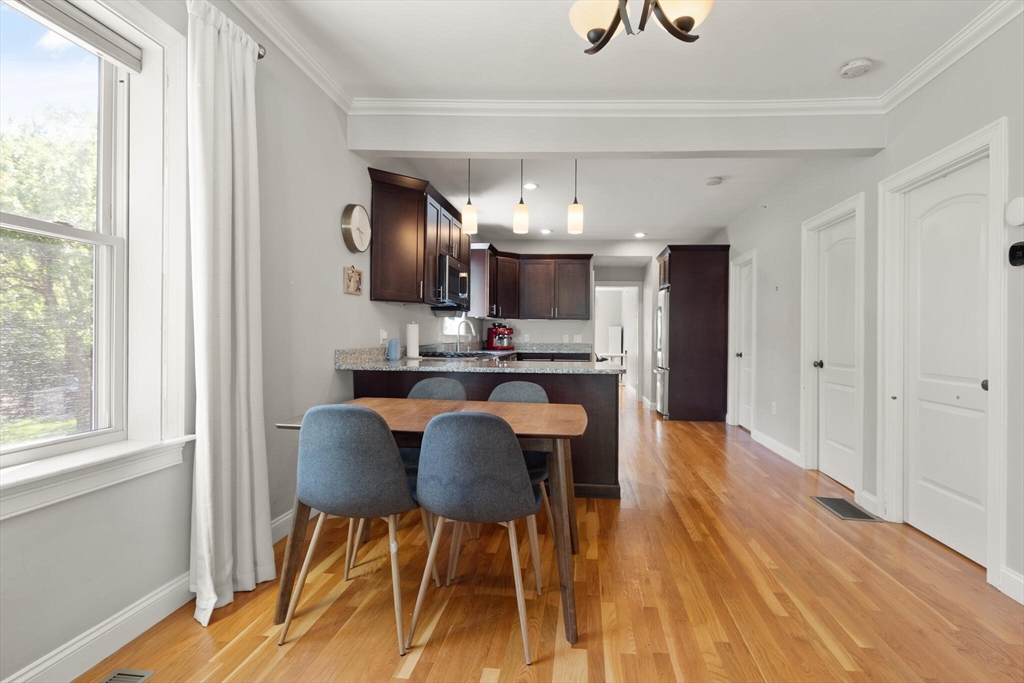 122 Park St 1
