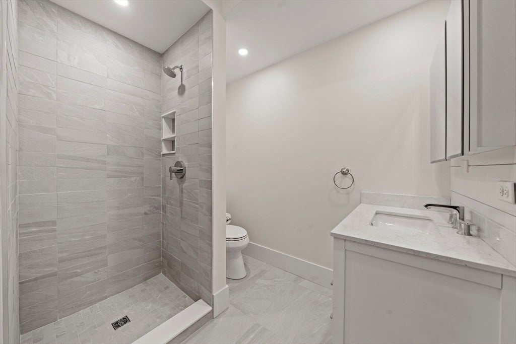 611 E Seventh ST #1, Boston, MA, 611 E Seventh ST #1, Boston, MA Photo #14