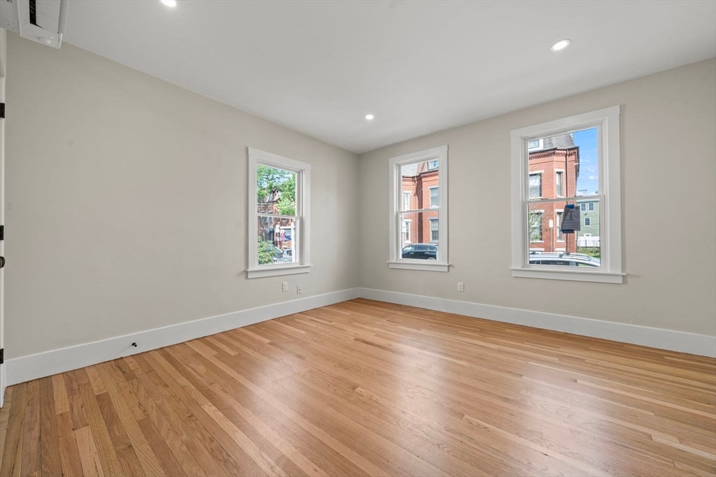 611 E Seventh ST #1, Boston, MA, 611 E Seventh ST #1, Boston, MA Photo #9