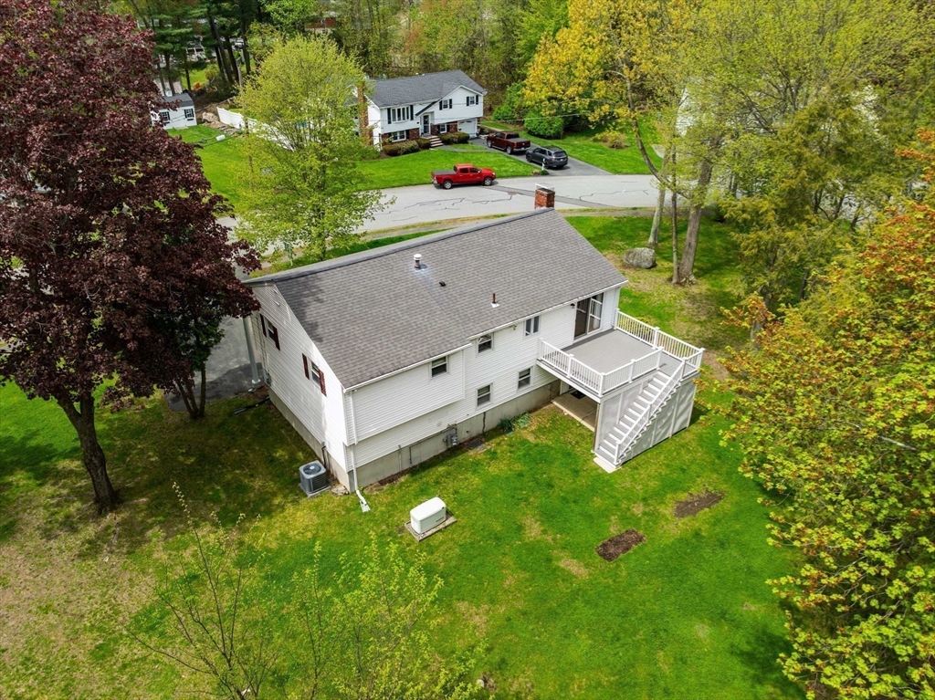 35 Freeport Dr, Burlington, MA Photo #36