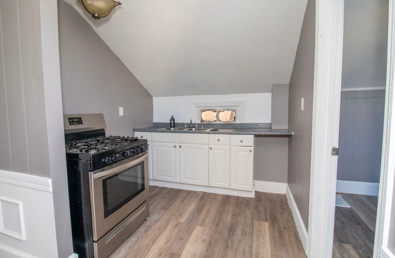1190 Pleasant St, New Bedford, MA, 1190 Pleasant St, New Bedford, MA Photo #30