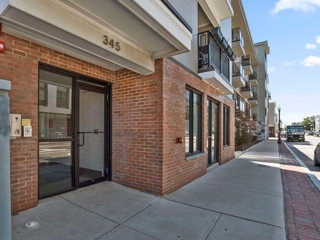 345 D St #13, Boston, MA Photo #3