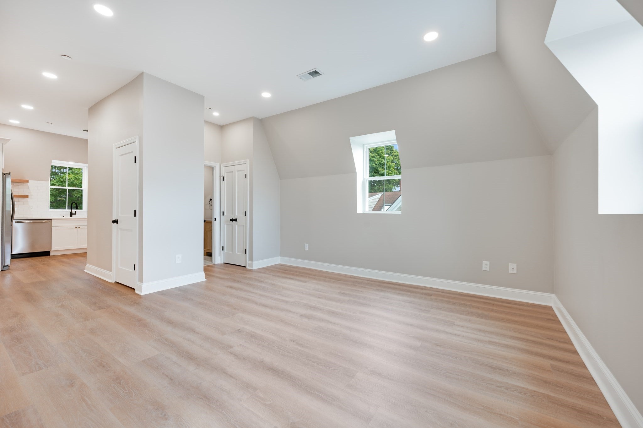 271 Washington Ave, Chelsea, MA, 271 Washington Ave, Chelsea, MA Photo #24