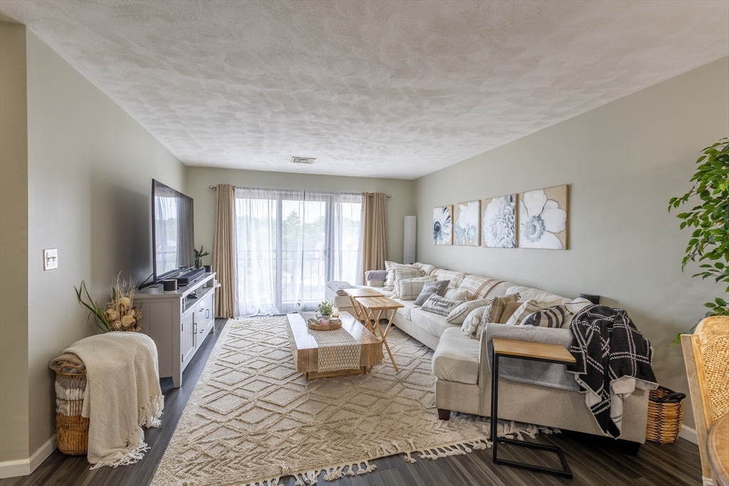 68 North Washington 506