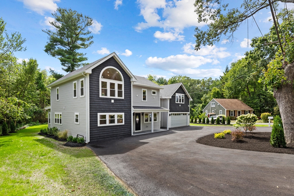 16 Old Cambridge Turnpike
