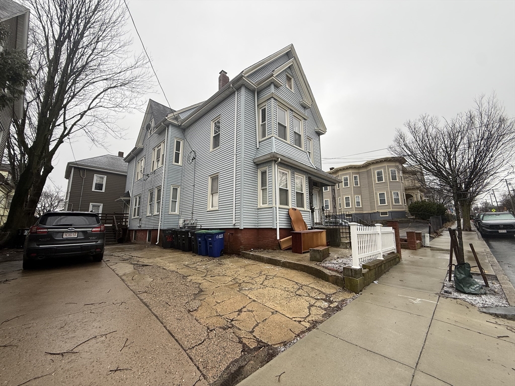 98 Summer St 2