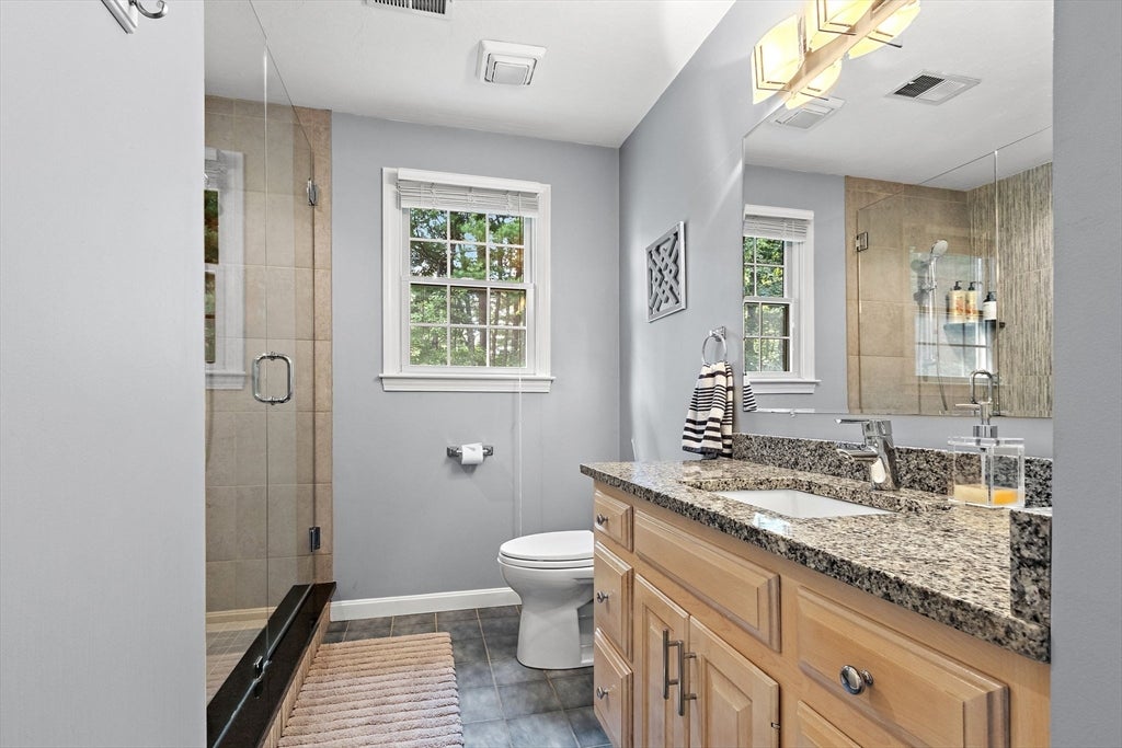 9 Douglas Dr, Mansfield, MA Photo #29