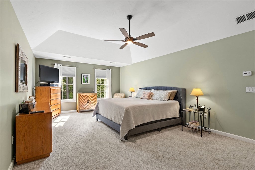 9 Douglas Dr, Mansfield, MA Photo #21