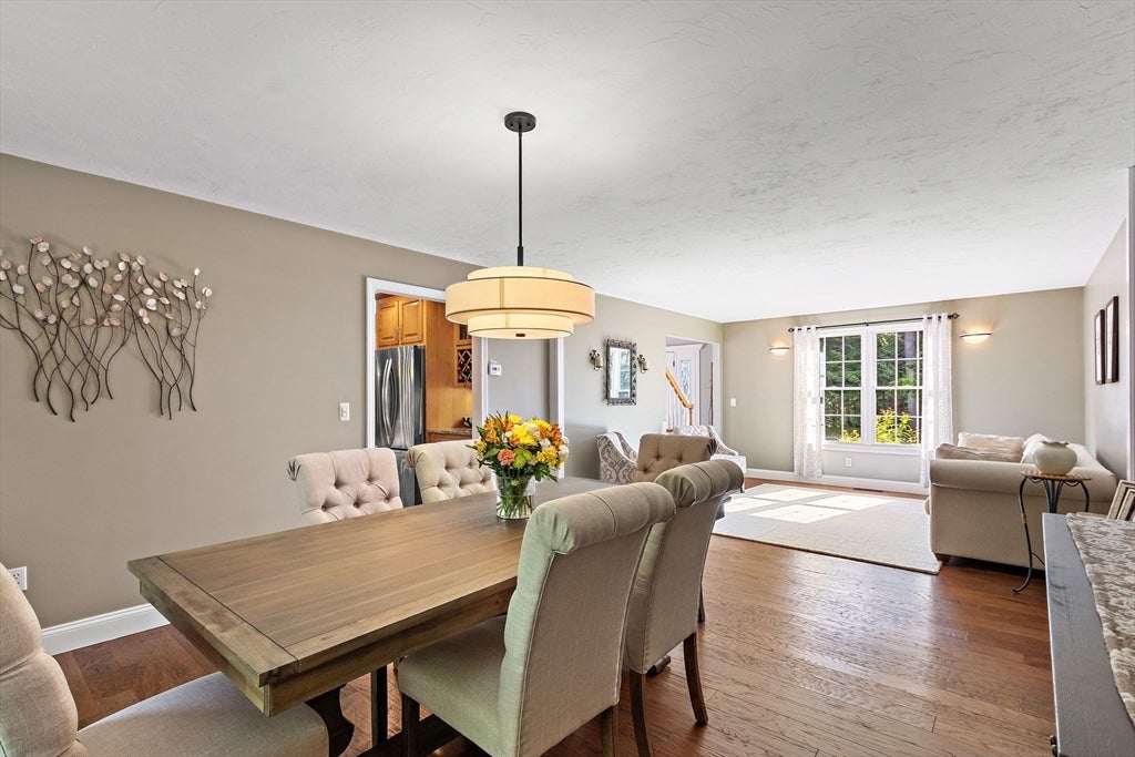 9 Douglas Dr, Mansfield, MA Photo #8