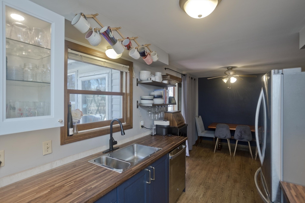 55 Coffey Hill Rd