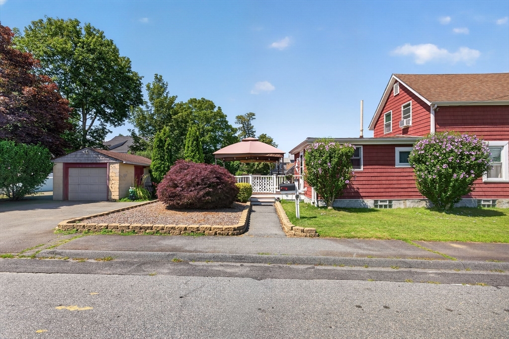 117 Bridge St, Fairhaven, MA Photo #21