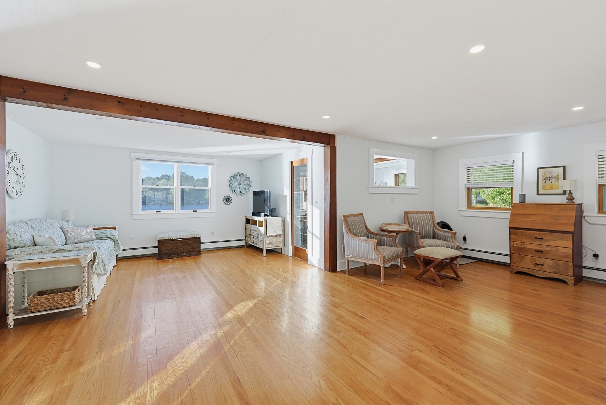 99 Lake St, Wrentham, MA Photo #12