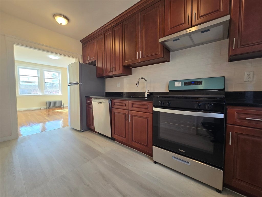 183 Kent St #5, Brookline, MA, 183 Kent St #5, Brookline, MA Photo #2