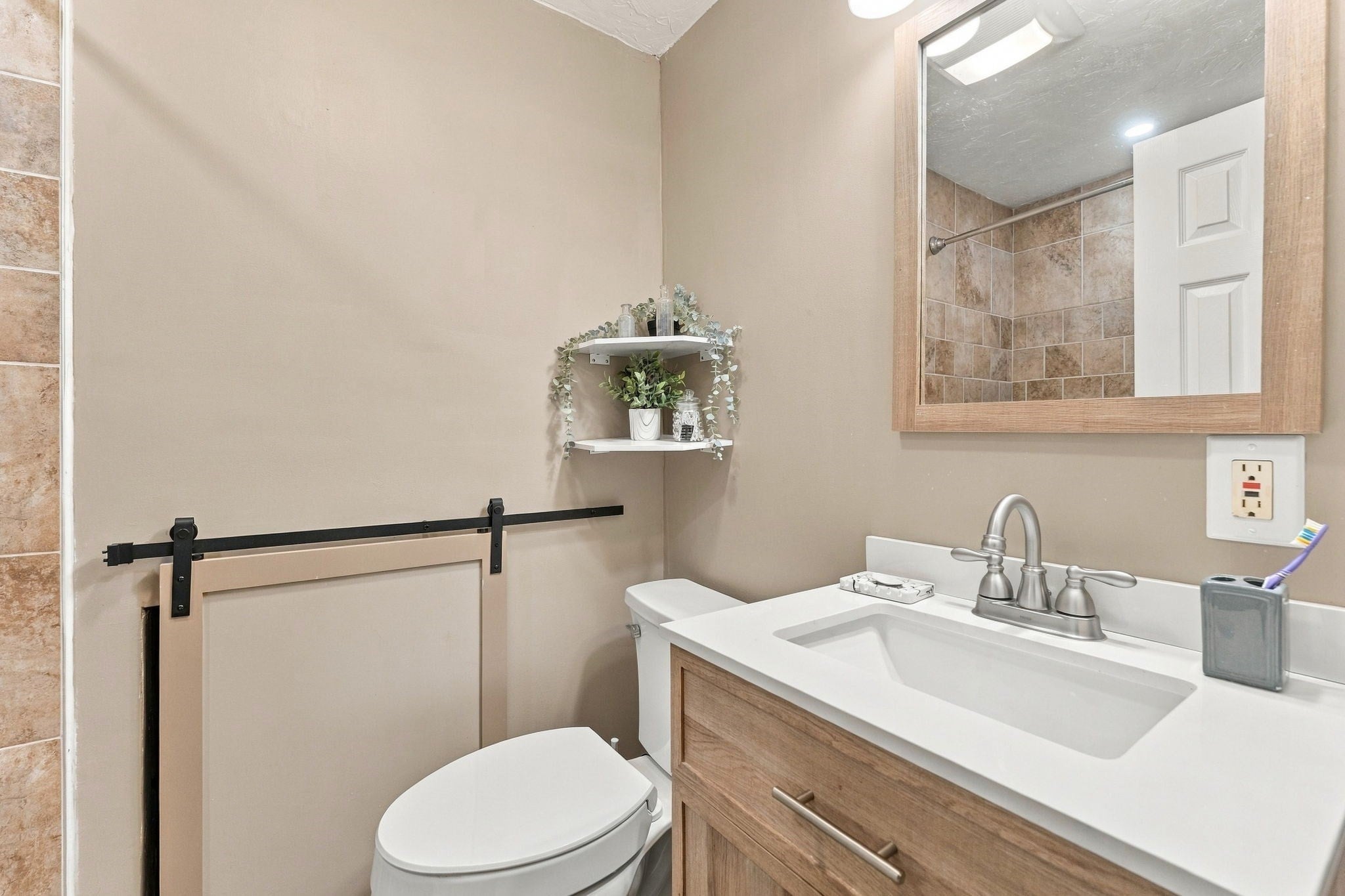 31 Thurston Avenue #31, Northbridge, MA Photo #23